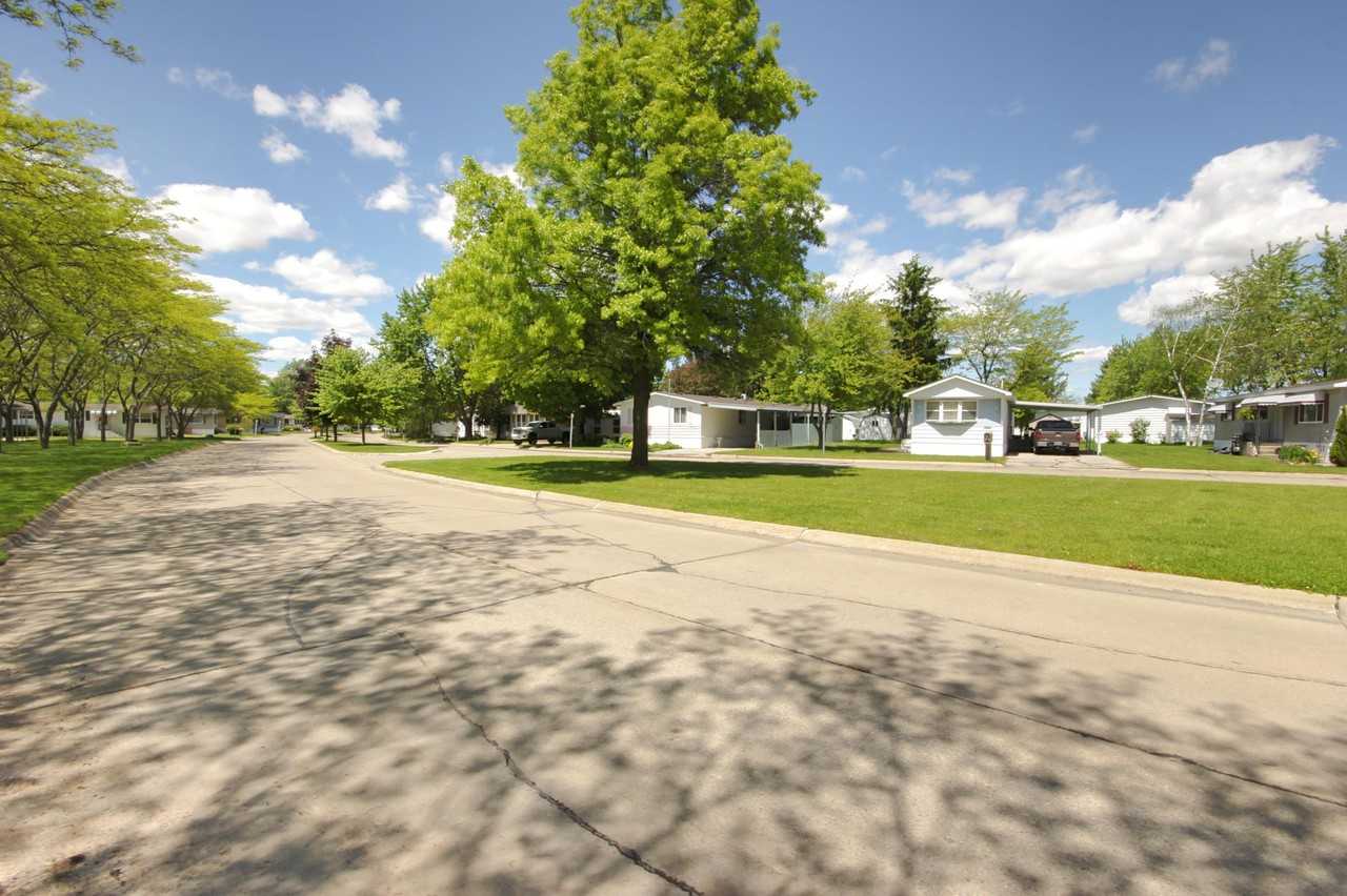 Lawndale Estates Homes 4509 Longmeadow Blvd W, Saginaw, MI 48603 Zumper