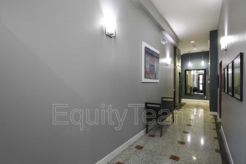 621 Main St - Photo 2 of 25