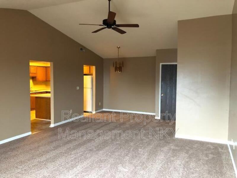 212 Highland Trce - Photo 3 of 12