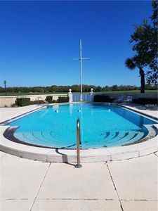 51 Macewen Dr #8 - Photo 2 of 14