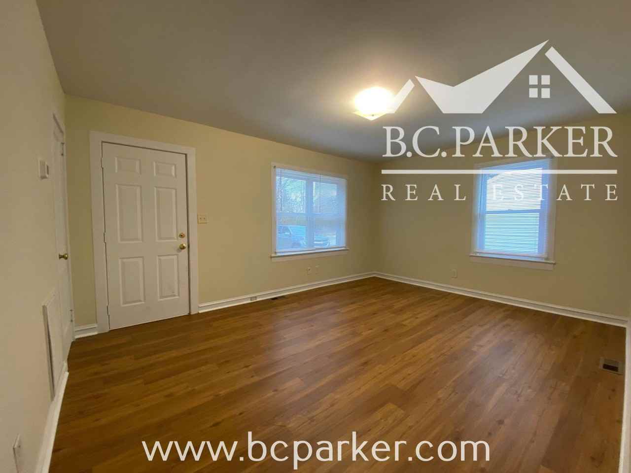 2568 Park Road Ext - Photo 2 of 5