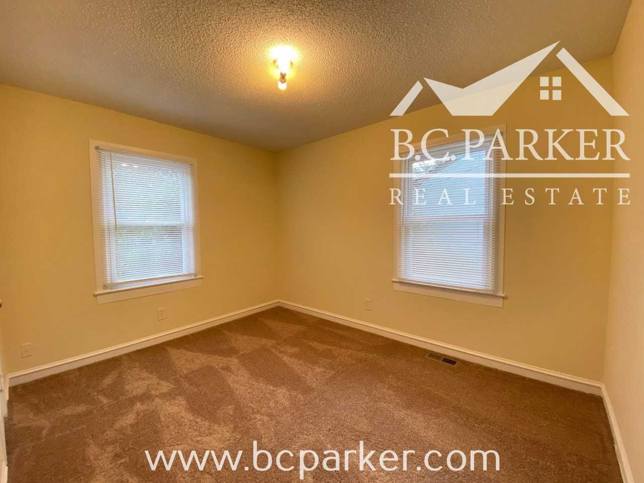 2568 Park Road Ext - Photo 3 of 5