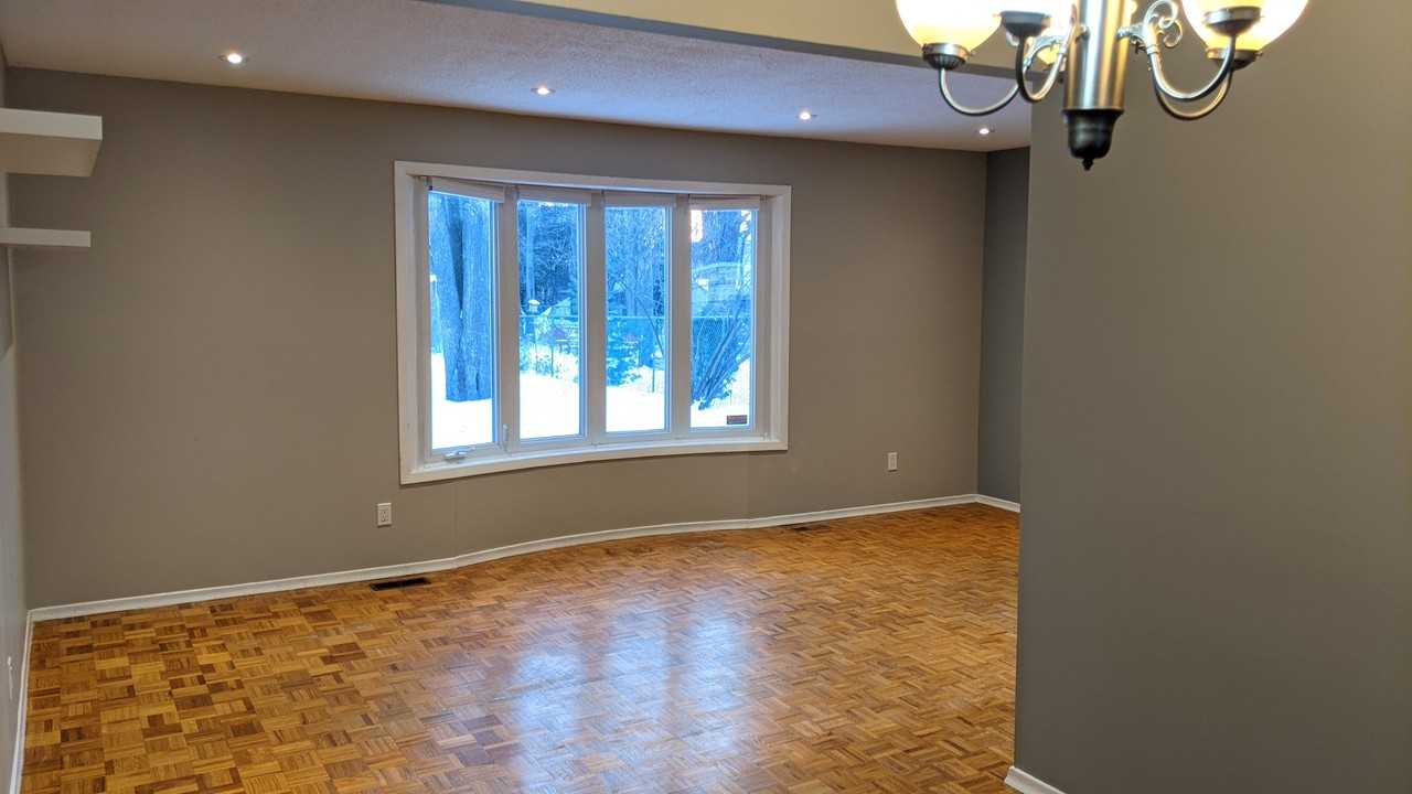 65 Valewood Crescent - Photo 3 of 17