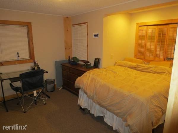 11 Southmayd St Apartments in Campton, NH 03223 Zumper