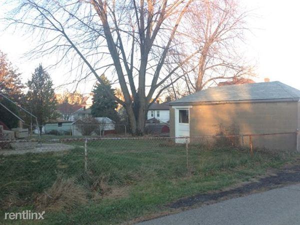 43 Ann Arbor Ave - Photo 2 of 10