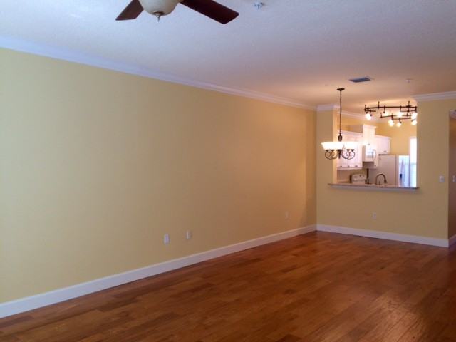 709 Bloom St #240 - Photo 5 of 13