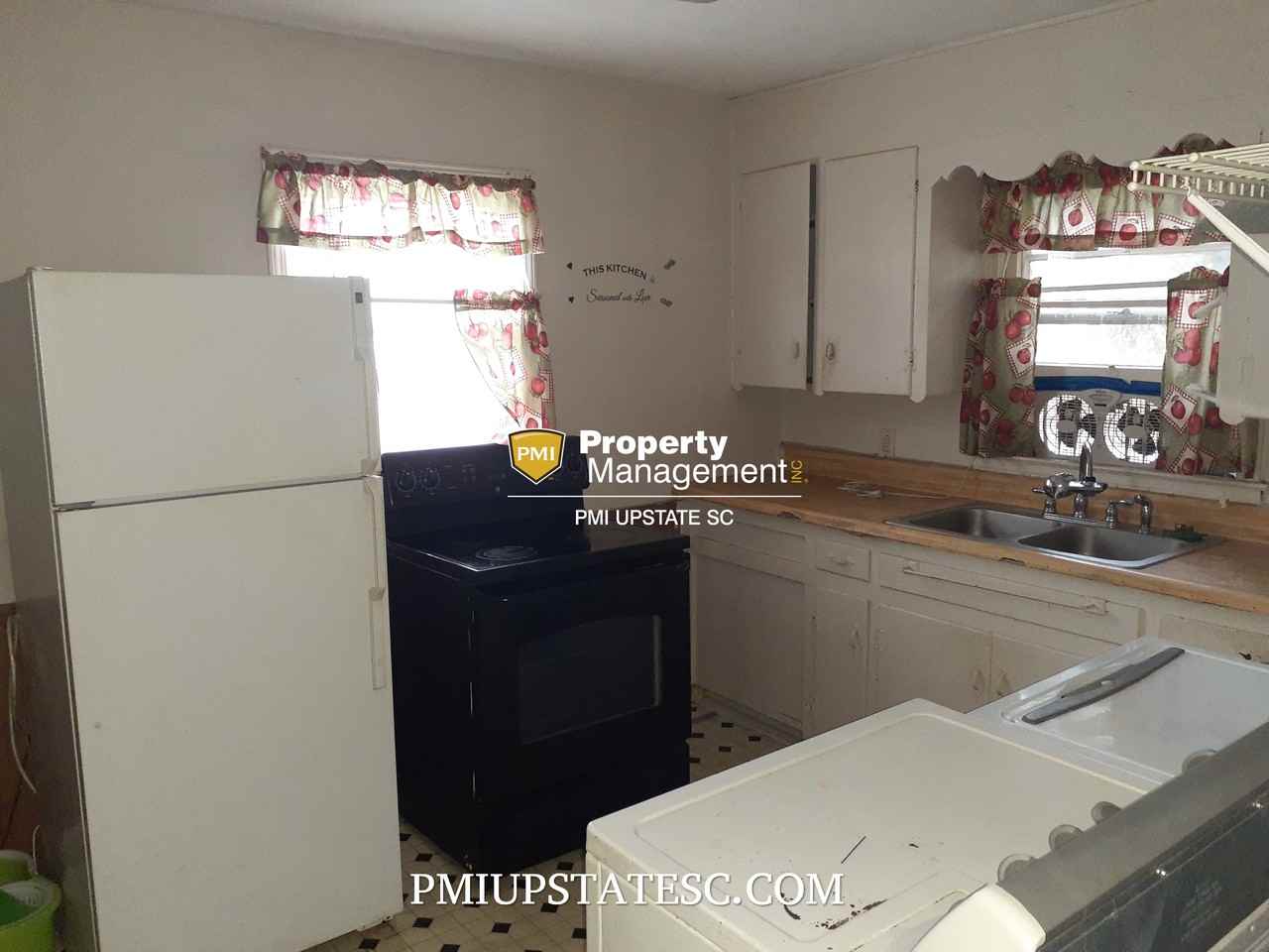 603 Owen Dr - Photo 3 of 10