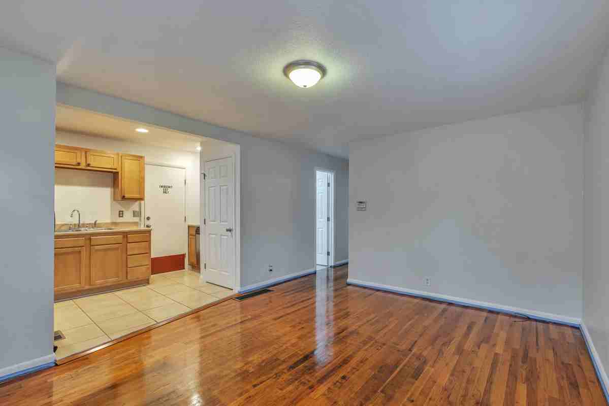 1264 Osceola St - Photo 2 of 17