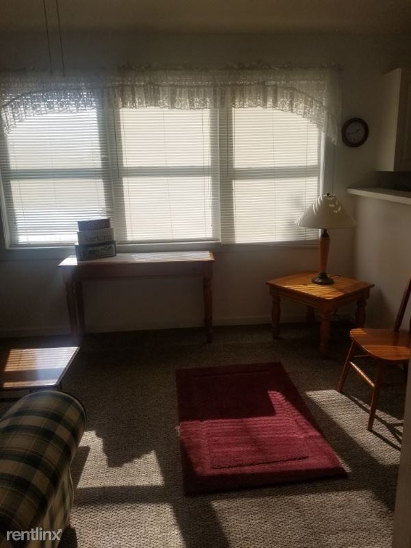 511 Spruce Dr - Photo 2 of 21