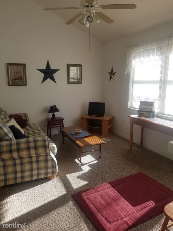 511 Spruce Dr - Photo 3 of 21