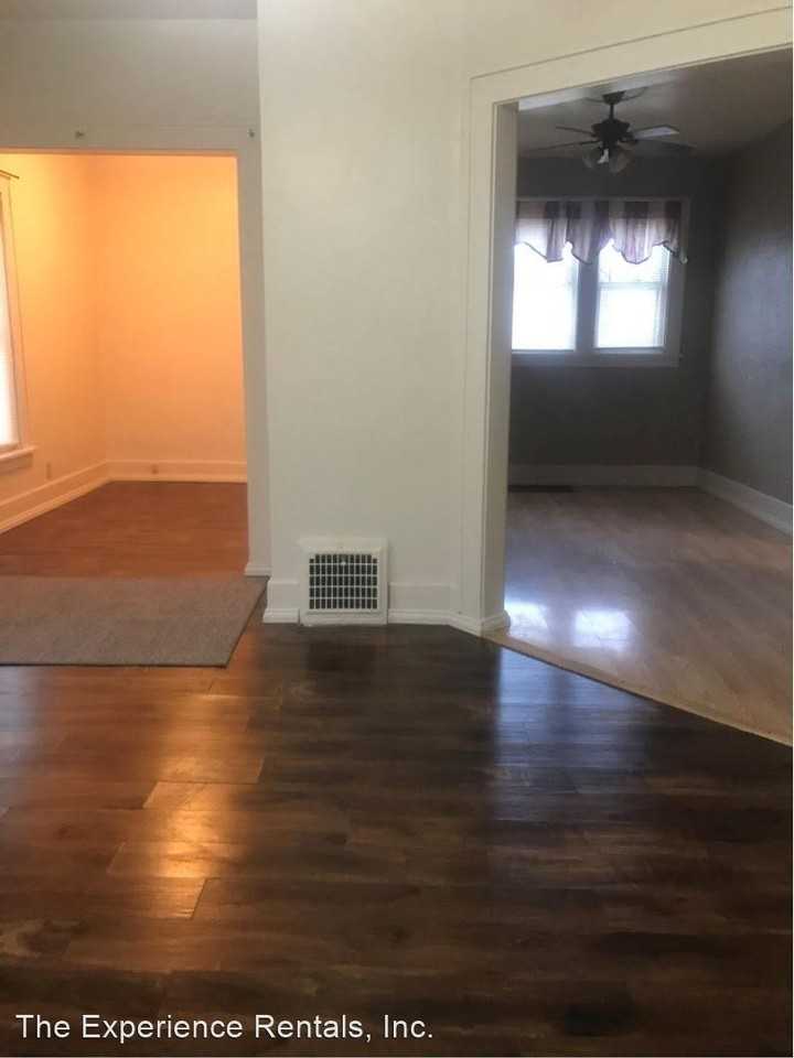 714 W 3rd St - Photo 3 of 10