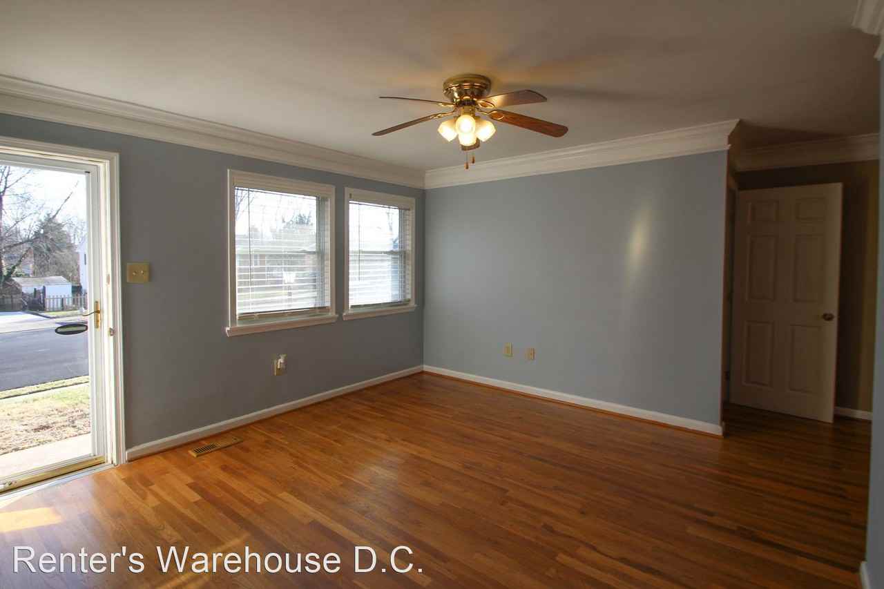 13212 Hawthorn Ln - Photo 2 of 24