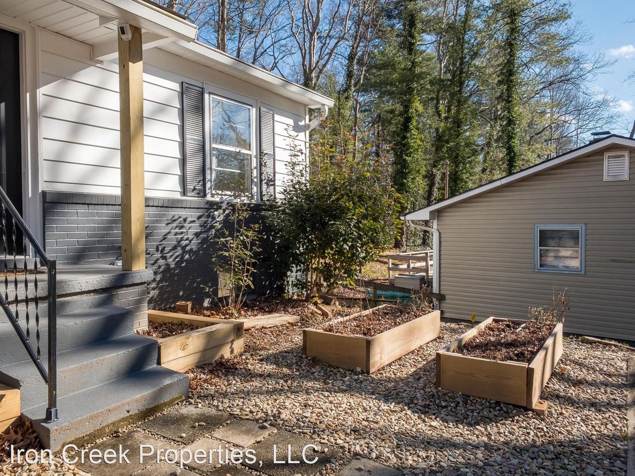 198 Beverly Rd - Photo 2 of 23