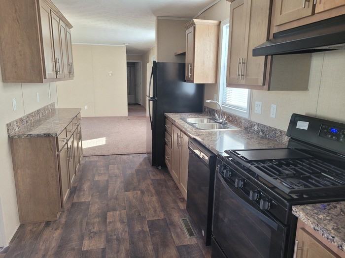 325 Brutus Dr - Photo 3 of 4