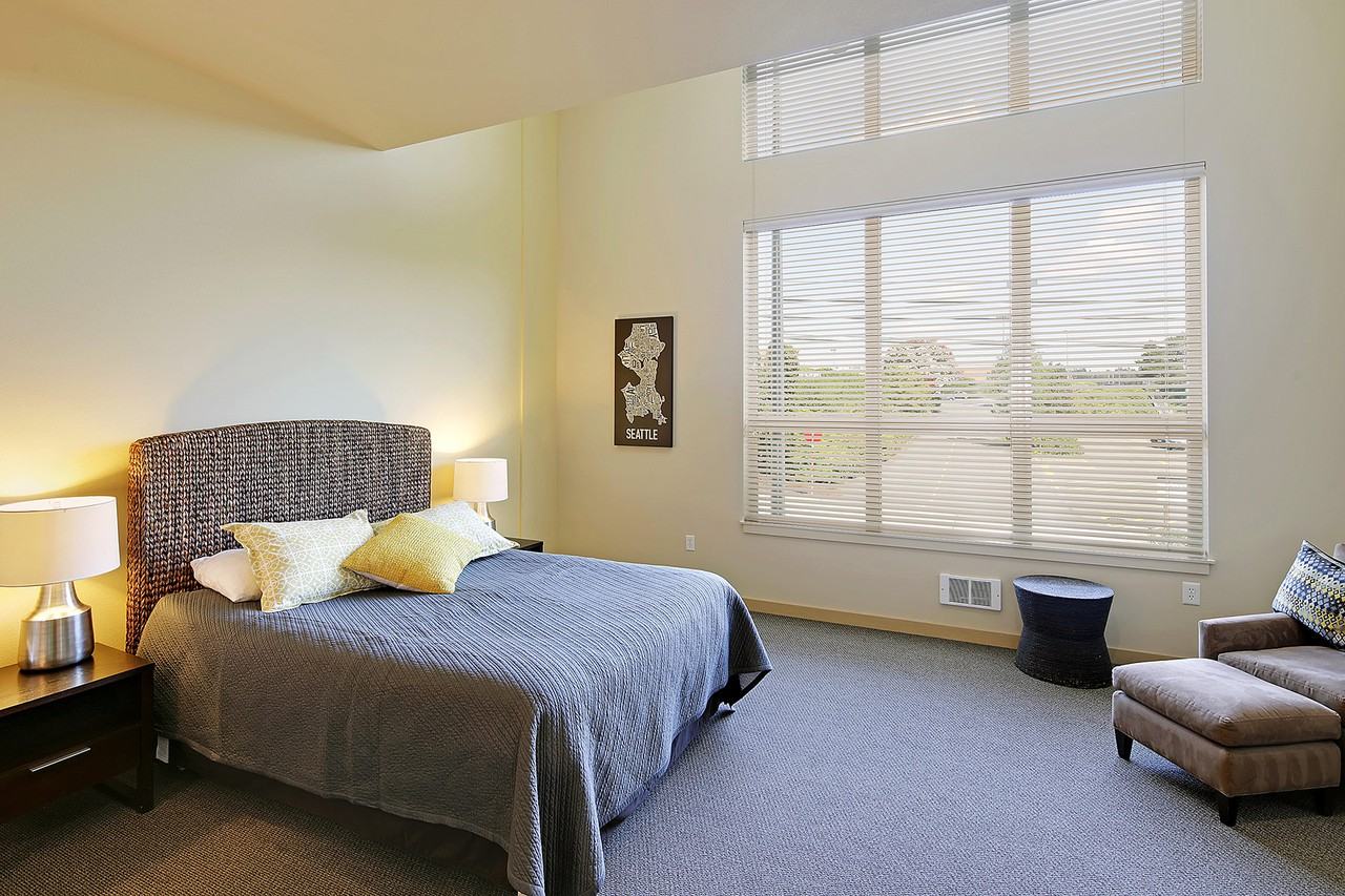 Thornton Place - Plaza - Photo 5 of 170