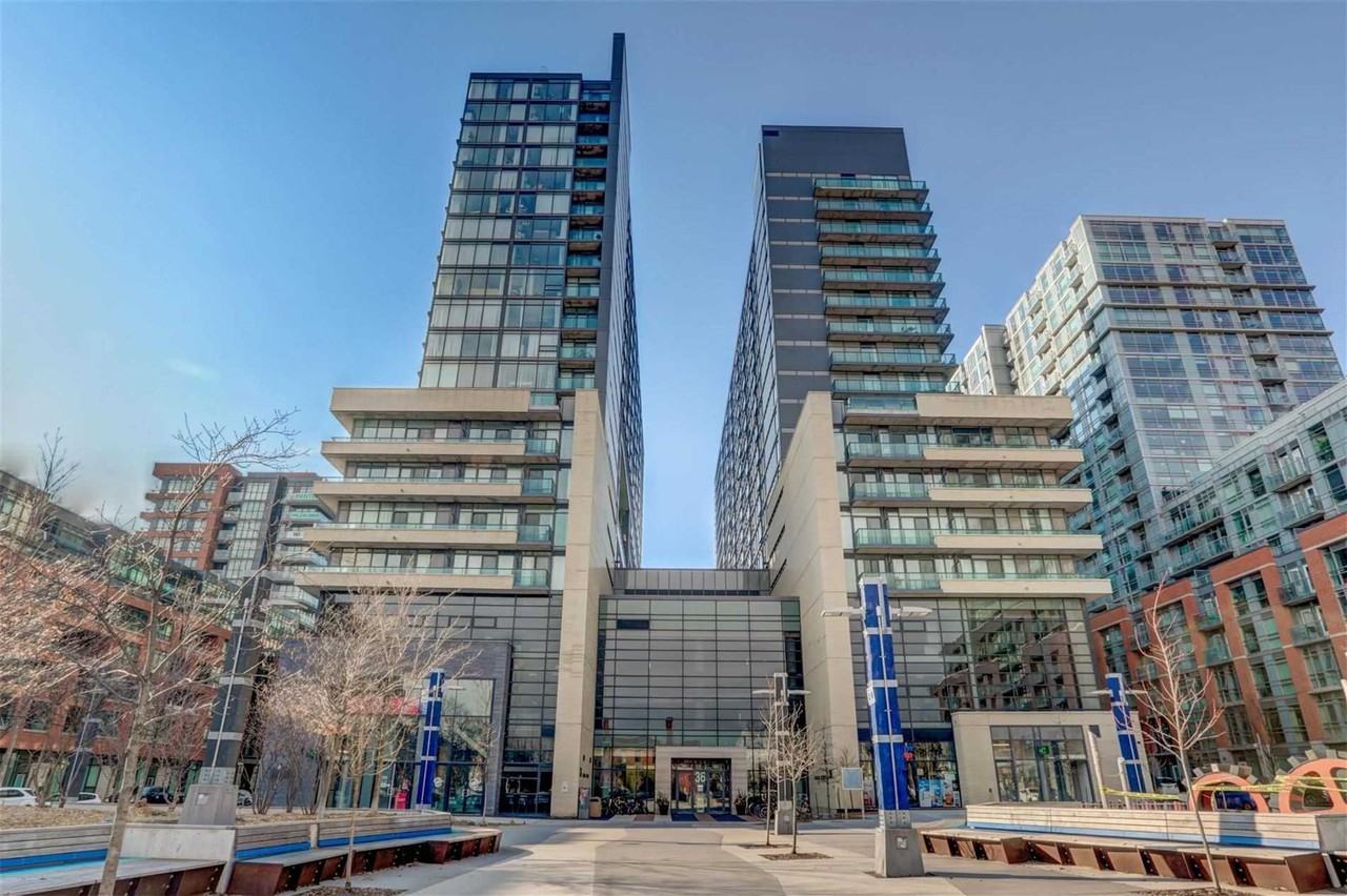 36 Lisgar Street #912