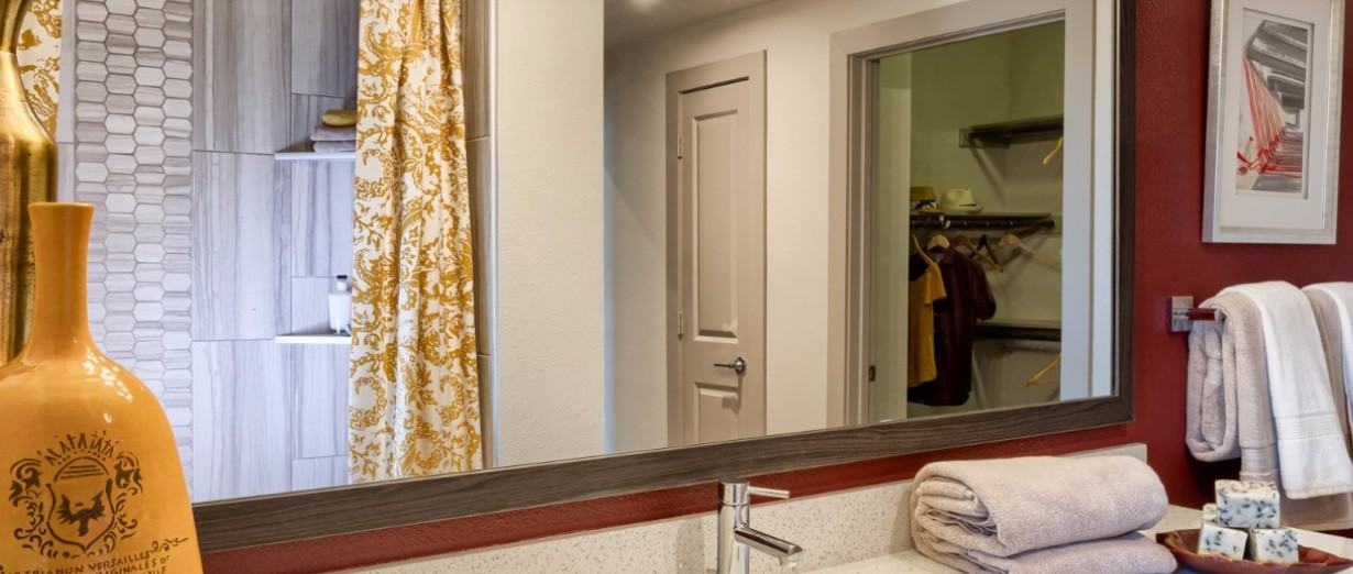 1500 Hi Line Dr #1001 - Photo 3 of 18