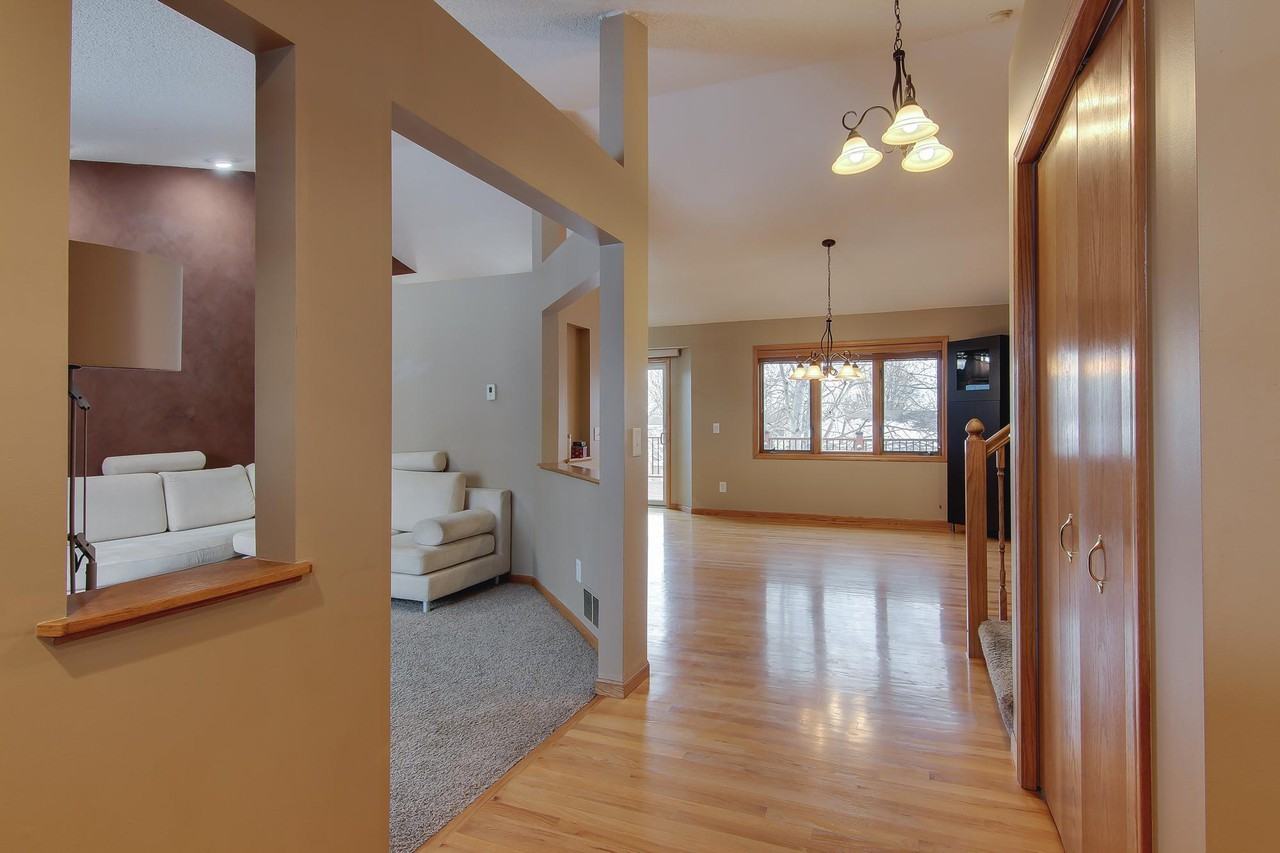 17231 Horizon Trail Southeast - Photo 3 of 21