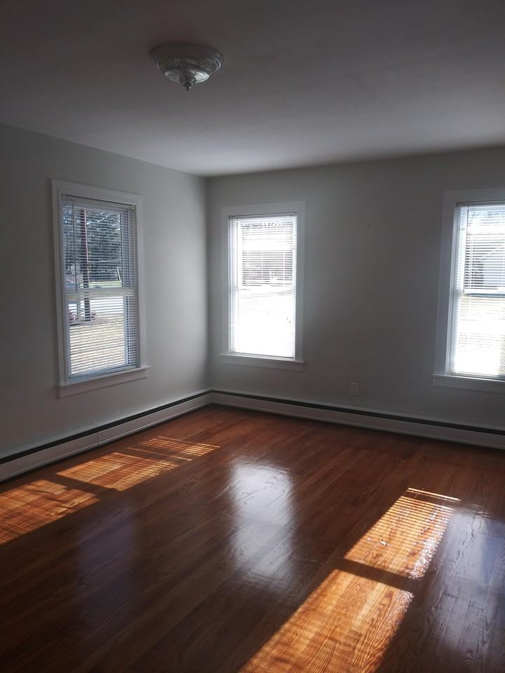 26 Harry Rogers Rd - Photo 3 of 12