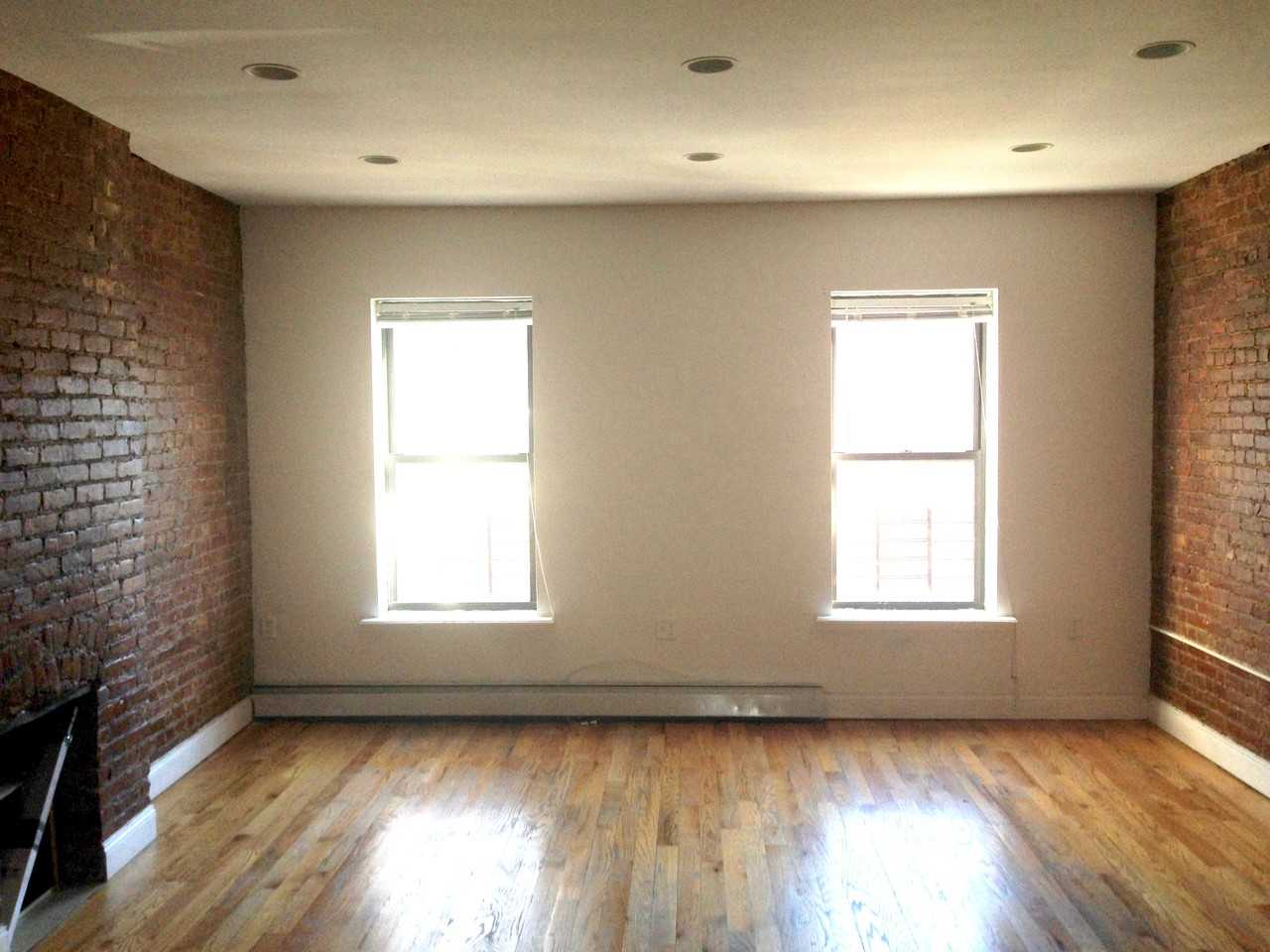 2302 3rd Ave - Photo 2 of 9