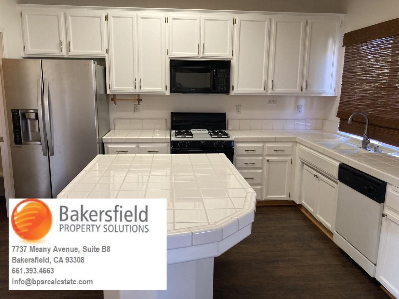 11418 White River Dr - Photo 2 of 10