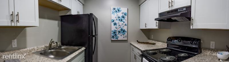 2360 2360 Hamilton Ave 38 - Photo 2 of 13