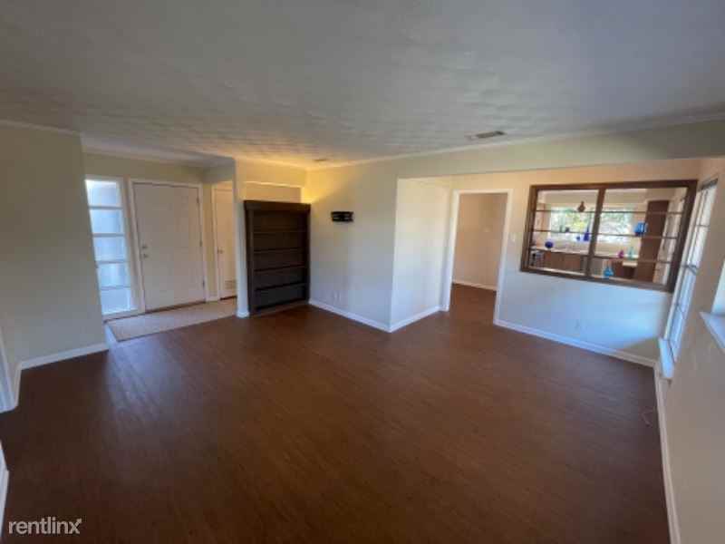 434 Columbia Cir - Photo 2 of 22