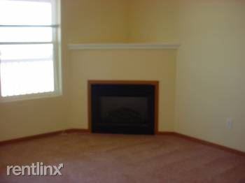 6005 6005 Chaapel Hill Blvd B202 - Photo 3 of 4