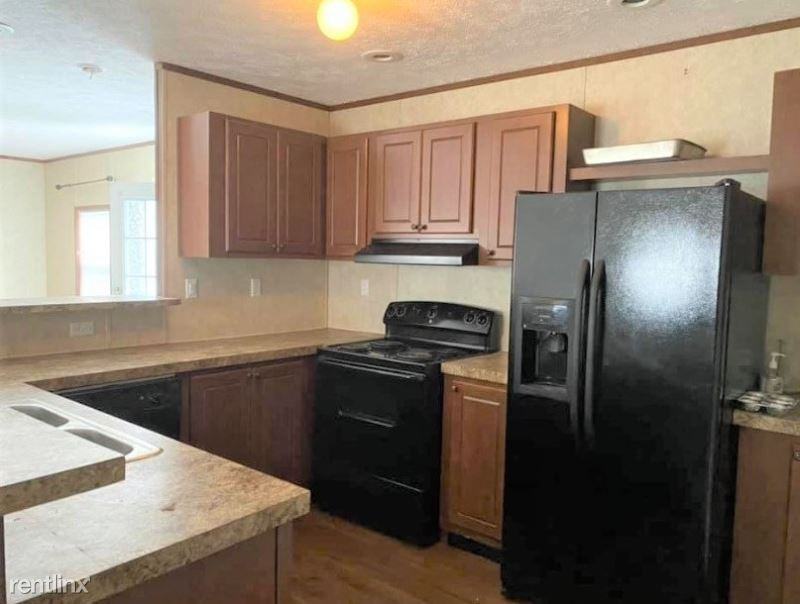 Elk  View Mobile Home Park - Photo 3 of 8