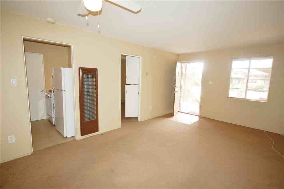 746 W Turney Ave - Photo 3 of 18