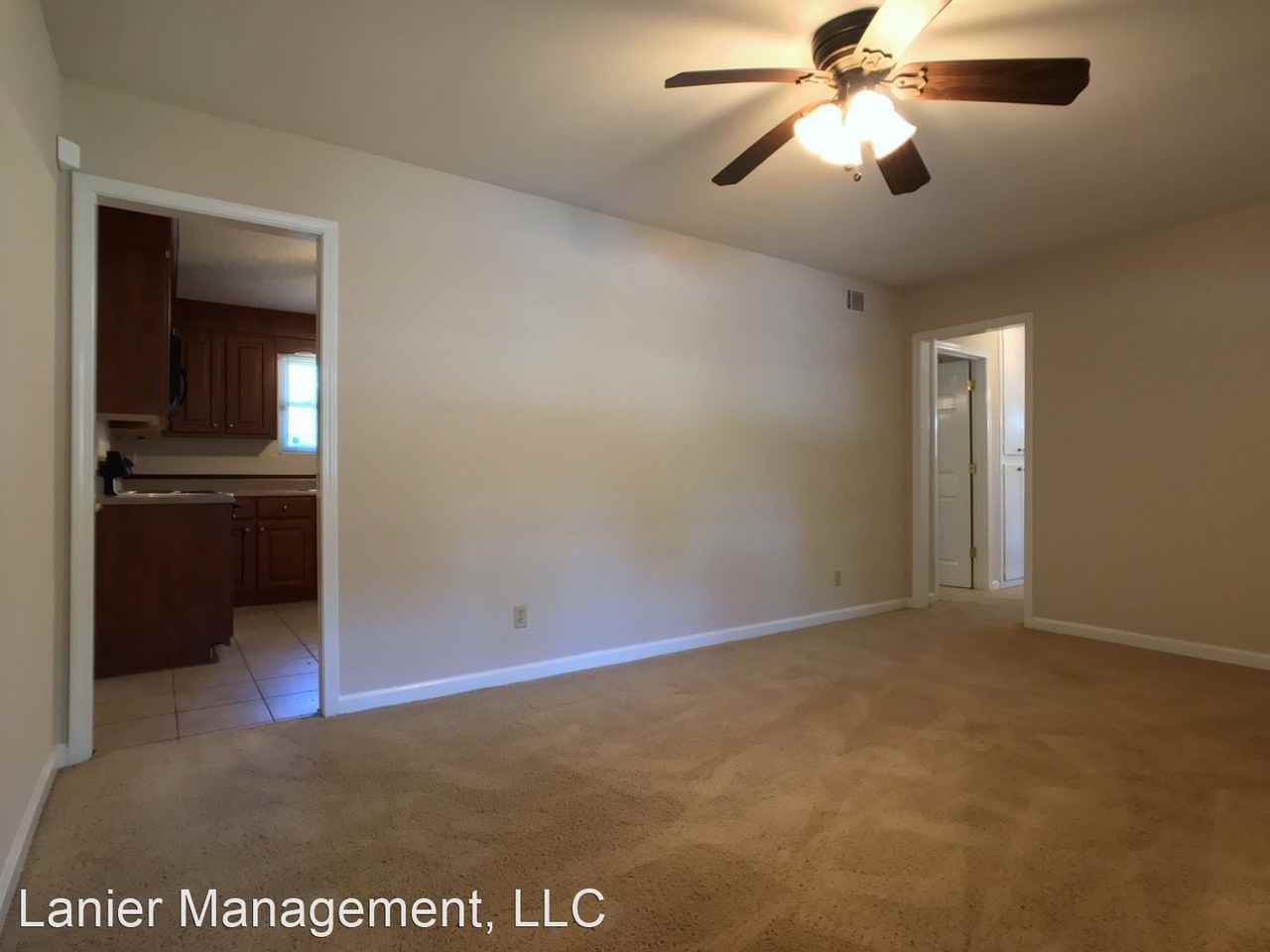 206 Croatan St - Photo 2 of 10