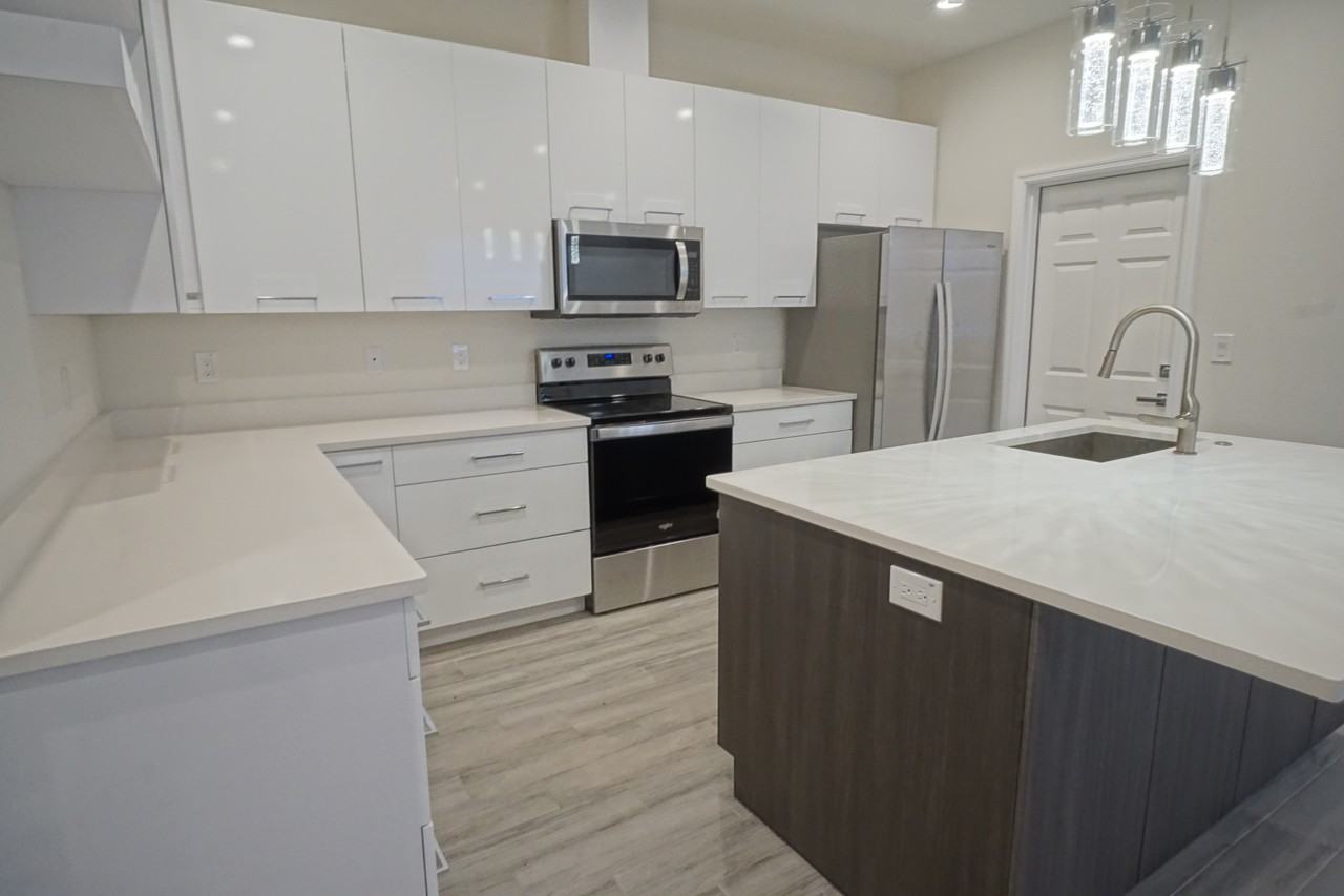 4102 N Thatcher Ave #A - Photo 7 of 17