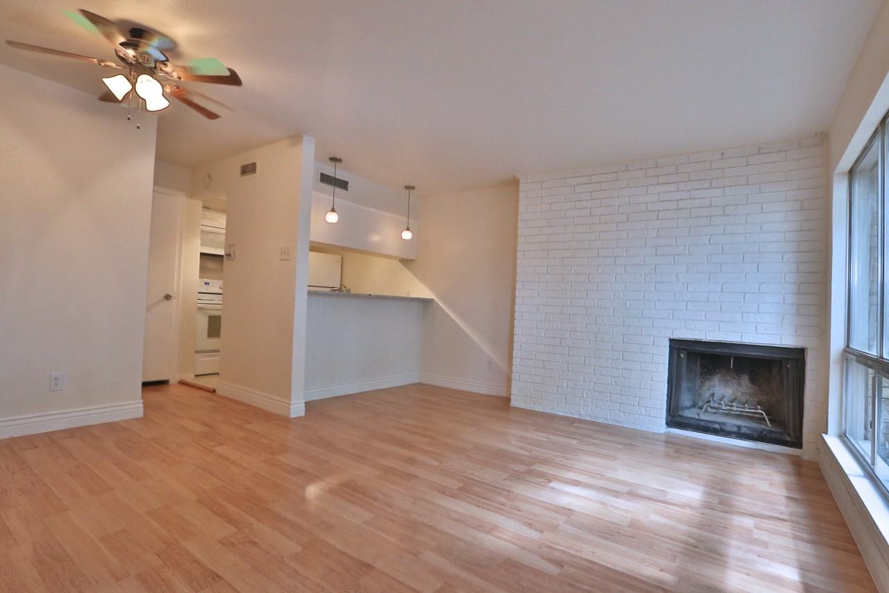 2710 Douglas Avenue - Photo 2 of 11