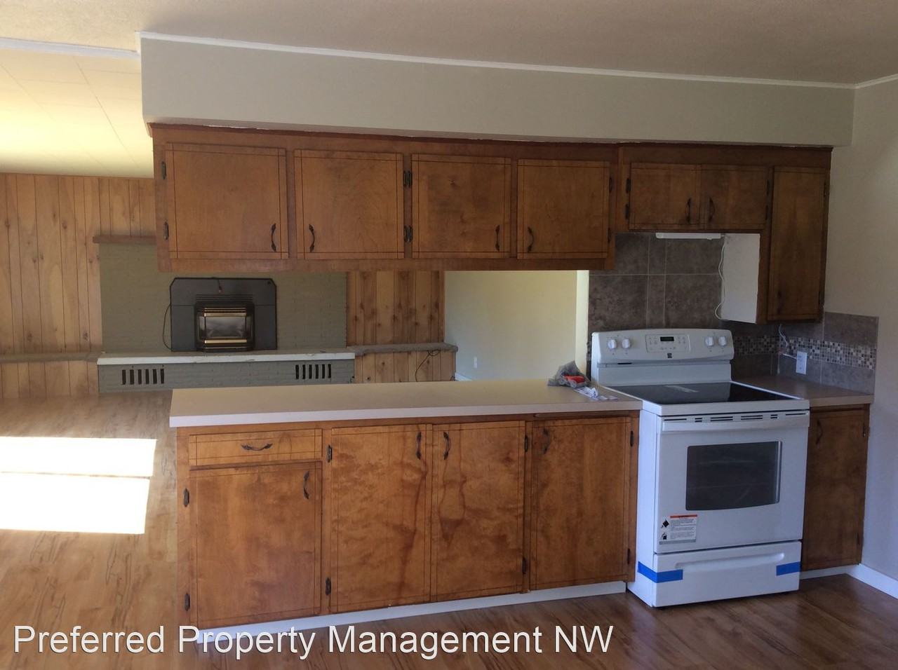 2705 252nd St Ne - Photo 2 of 14