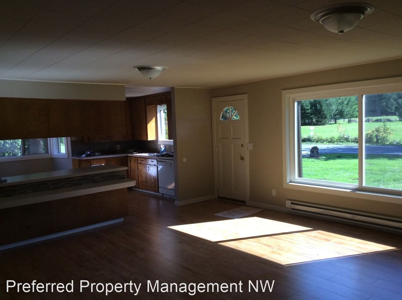 2705 252nd St Ne - Photo 3 of 14