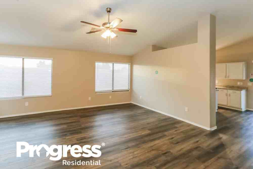 2002 E Saratoga St - Photo 3 of 16