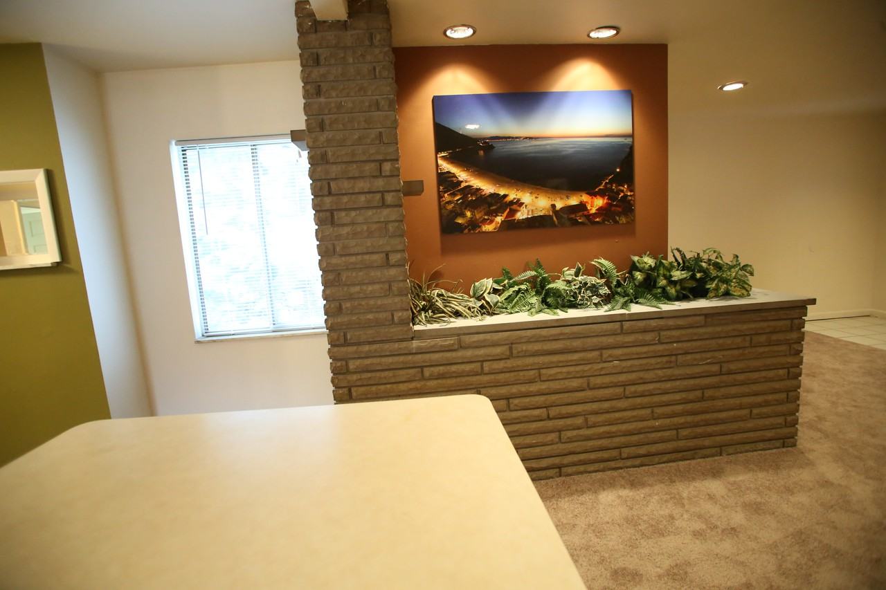 190 Noble Ave #1 - Photo 2 of 28