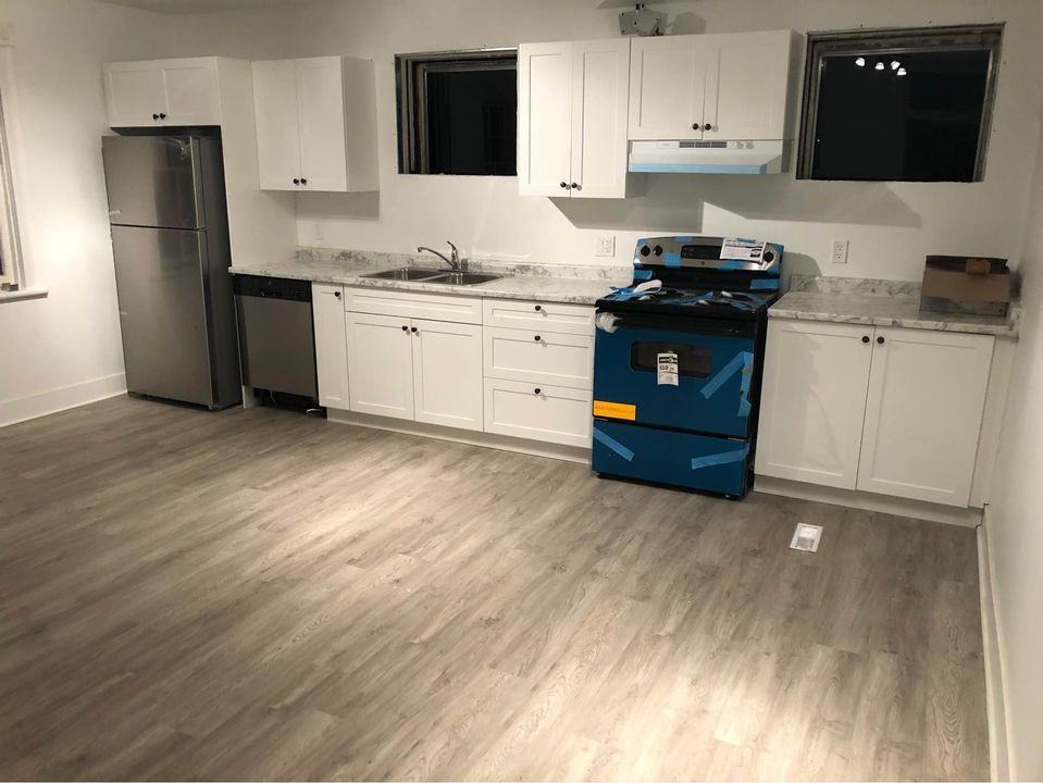 538 Elizabeth Street - Photo 2 of 12