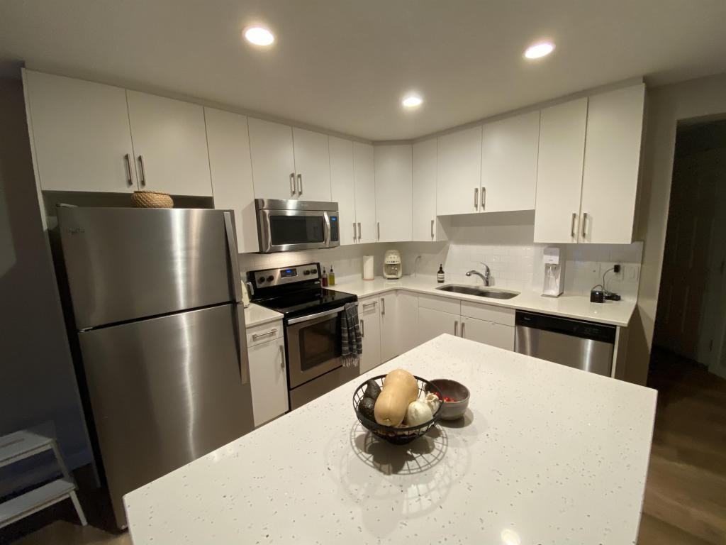 7098 South Terwillegar Dr, - Photo 3 of 17