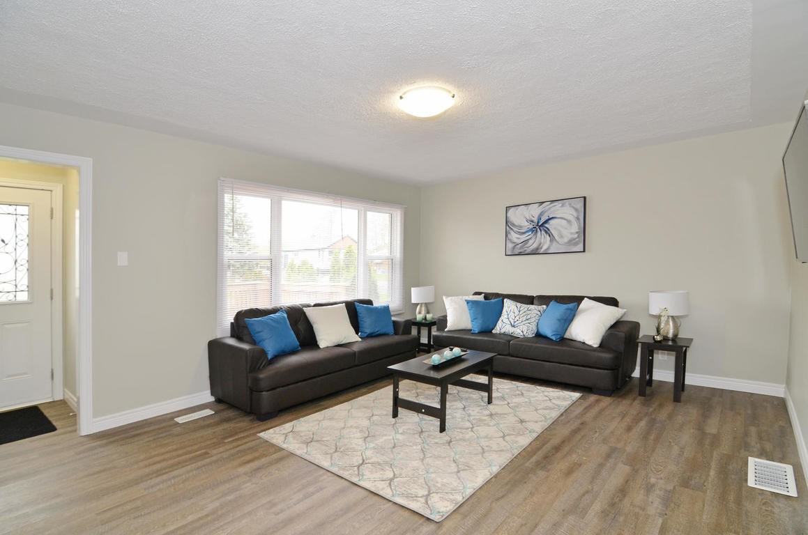 1653 Hansuld Street - Photo 3 of 16