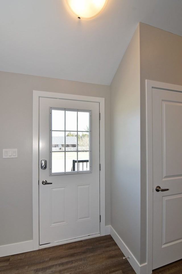 493 Second Street - Photo 3 of 12