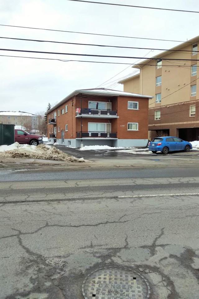 1707 Paris Street Apartments 1707 Paris St, Greater Sudbury, ON P3E