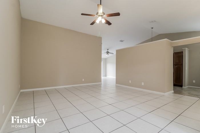 10055 Marguex Dr - Photo 2 of 15