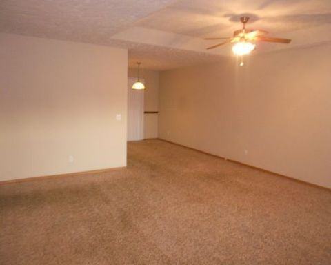 3348 S Doris Ct - Photo 2 of 12