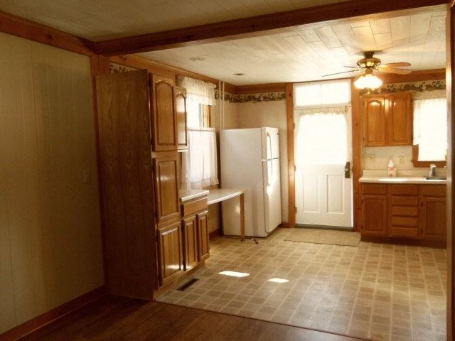 14 E Mountain Rd - Photo 3 of 8