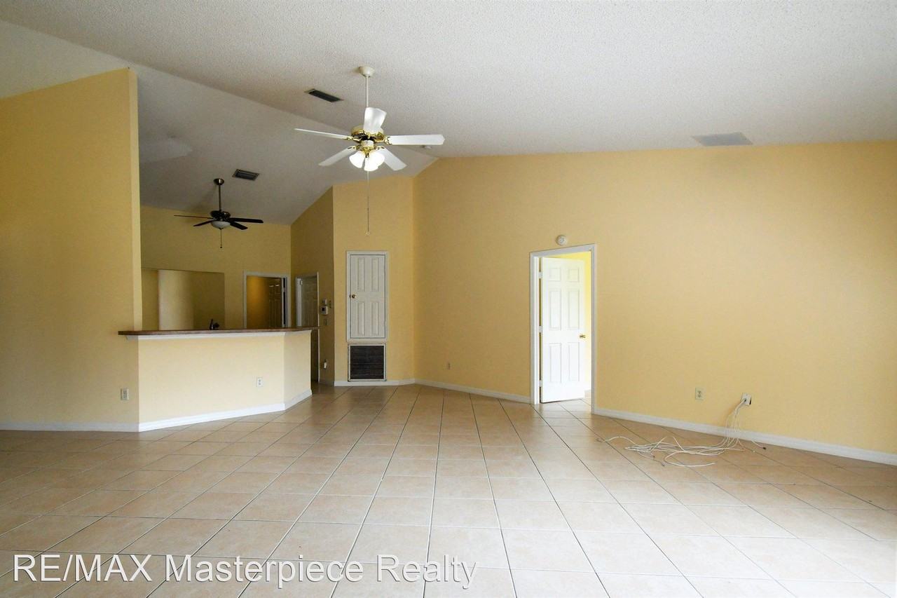 4066 Sw Canrady St - Photo 3 of 13