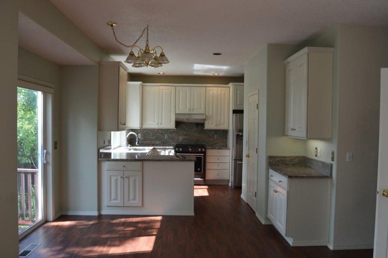 12676 Nw Millford St - Photo 2 of 32