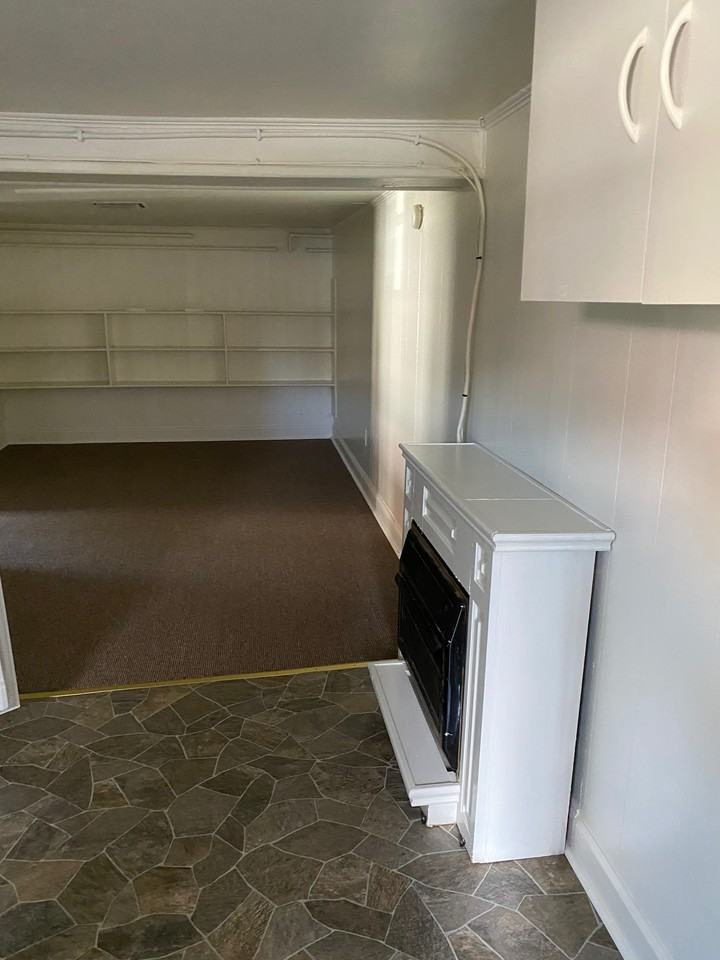 25 S Jefferson St - Photo 2 of 9