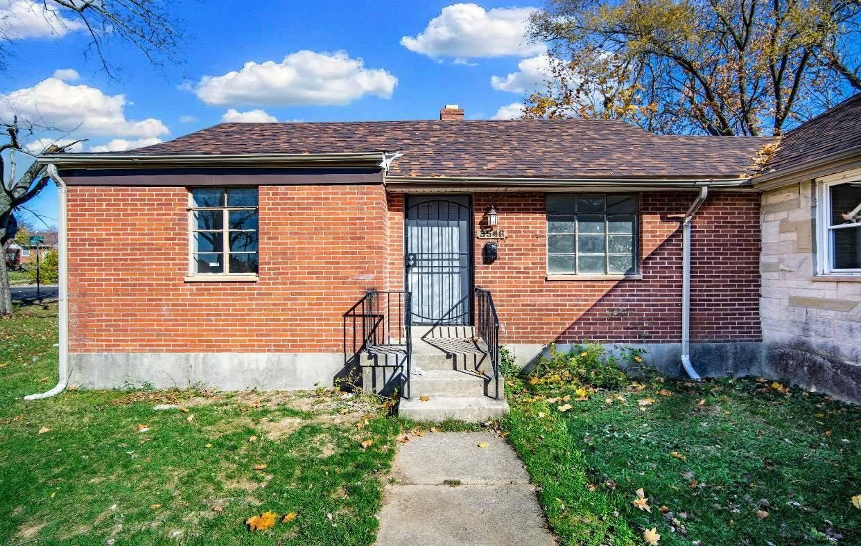 3546 Stanford Pl - Photo 2 of 10