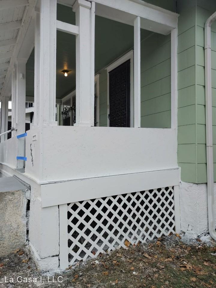 5824 Wabash Ave - Photo 2 of 38